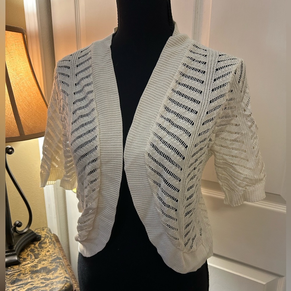 Nina Leonard Cream Knit Crocheted Bolero Sweater Cardigan Shrug